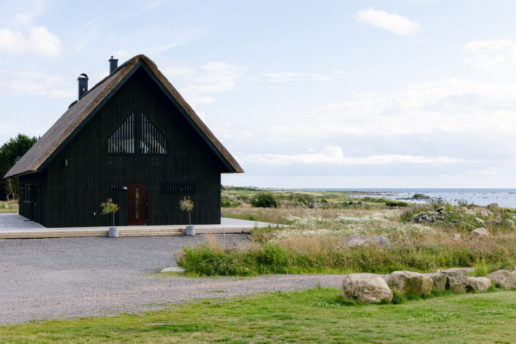 Vue de face de la maison Suyaki